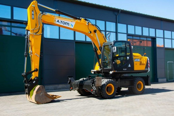 How to choose a wheeled excavator?