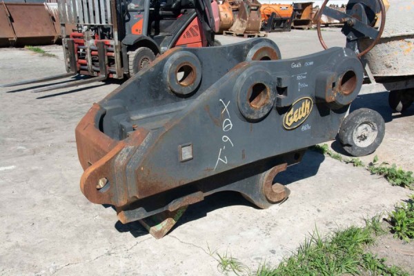 Used quick couplers for loaders and excavators