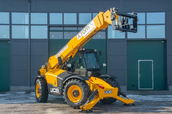 Телескопічні навантажувачі: JCB, Manitou, Dieci, Caterpillar, New Holland, Bobcat