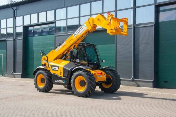 Telehandlers: JCB, Manitou, Dieci, Caterpillar, New Holland, Bobcat