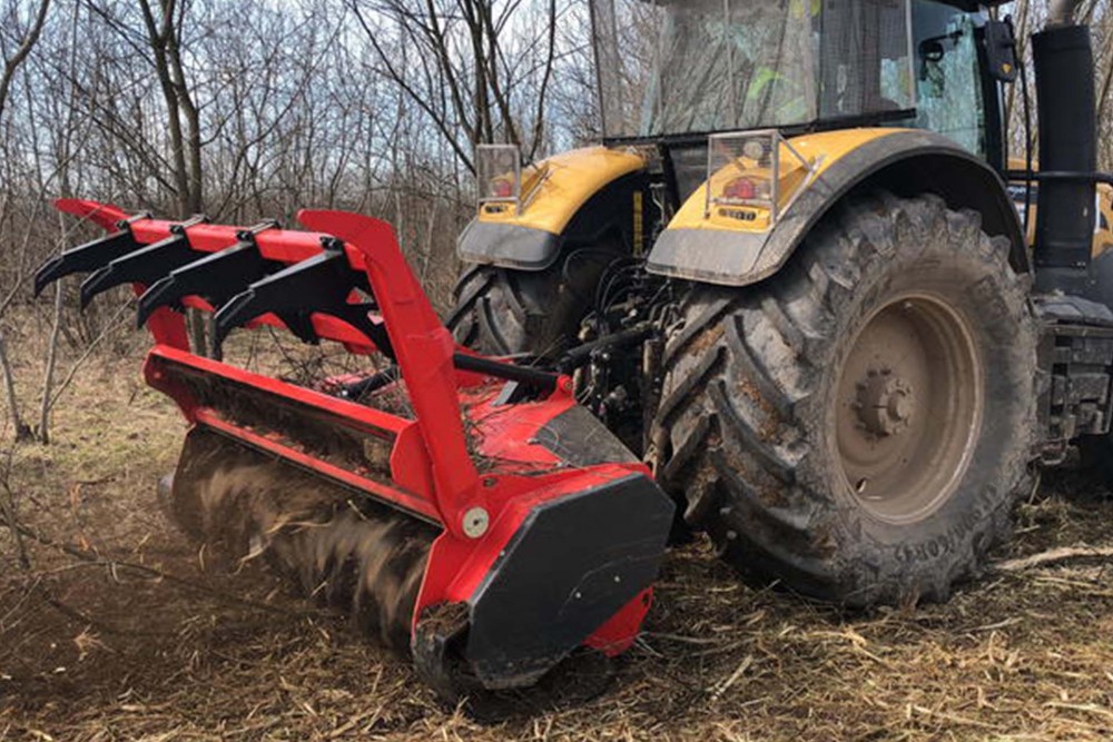 Мульчер для лісу Prinoth M650m-2550 для тракторів 200-350 к.с. Мульчер для лісу Prinoth M650m-2550 для тракторів 200-350 к.с.