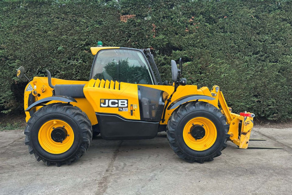 Телескопический погрузчик JCB 531-70 2017 г. 2001 м/ч. № 5627 Телескопический погрузчик JCB 531-70 2017 г. 2001 м/ч. № 5627