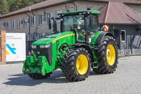 Трактор JOHN DEERE 8370R 2017 г. 370 л.с. 5137 м/ч., №5186