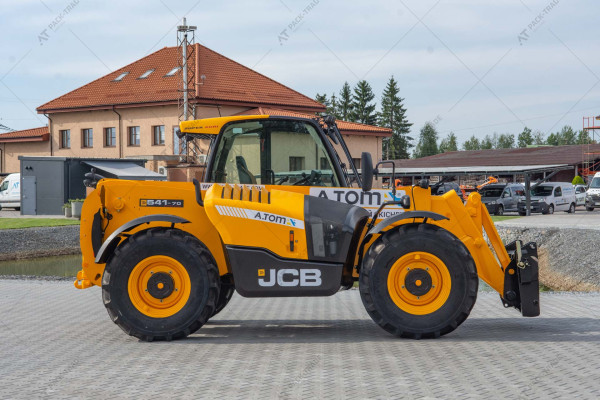 Телескопический погрузчик JCB 541-70 2017 г. 108 кВт. 3811 м/ч., №4270