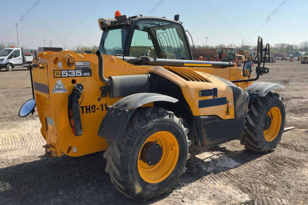 Телескопический погрузчик JCB 535-95 2015 г. 4606 м/ч.
