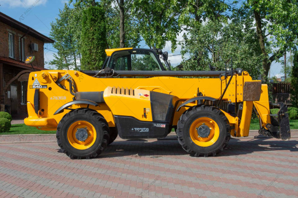 JCB 540-170 2017 y. 55 kW. 3863 m/h., №4384