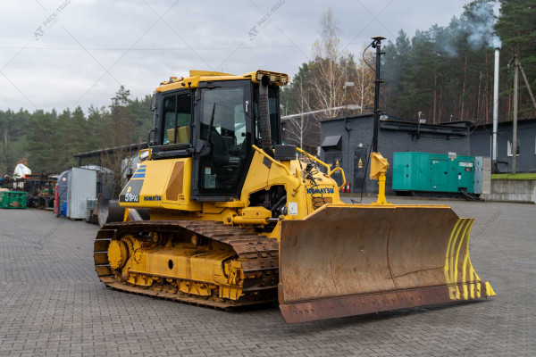 Bulldozer Komatsu D51PXi 2014 y. 9823 m/h. № 5453