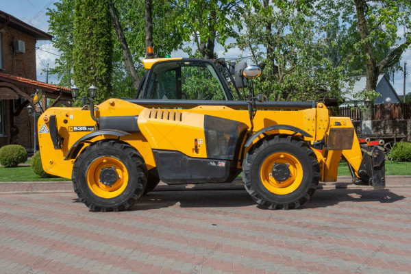 Телескопический погрузчик JCB 535-125 Hi-Viz 2017 г. 55 кВт. 2318 м/ч., №4302 B