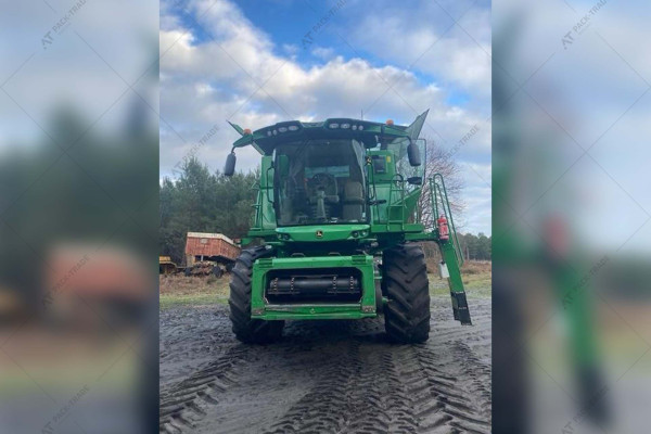 Комбайн John Deere S770 2022 г. 785/1173 м/ч.