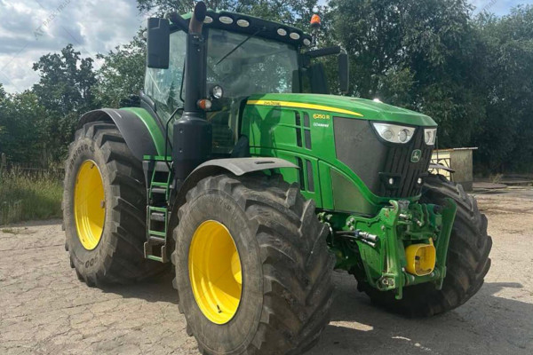 Трактор John Deere 6R250 2019 г. 5629 м/год. Трактор John Deere 6R250 2019 г. 5629 м/год.