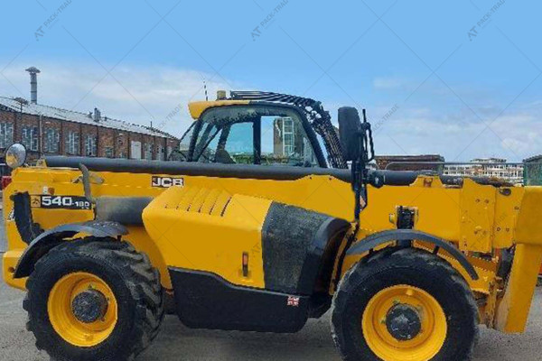 Телескопический погрузчик JCB 540-180 2018 г. 6420 м/ч.