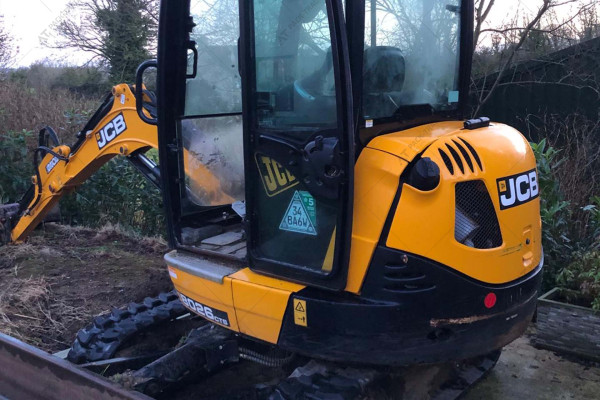 JCB 8026 CTS 2020 y. 403 m/h.