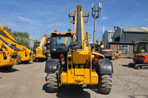 Телескопический погрузчик JCB 540-180 2017 г. 3519 м/ч.