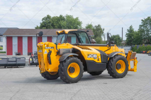 Телескопический погрузчик JCB 533-105 2017 г. 55 кВт * 4511 м/ч. №6654 B
