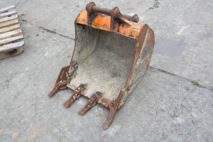 Excavator bucket 60 cm (118)