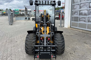 Міні фронтальний навантажувач JCB 403 Plus 2025 р.