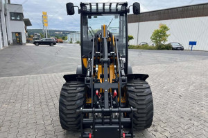 Міні фронтальний навантажувач JCB 403 Plus 2025 р.