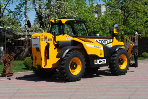 Телескопический погрузчик JCB 533-105 2019 г., 55 кВт, 2605 м/ч., №4172