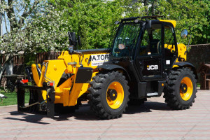 Телескопический погрузчик JCB 533-105 2019 г., 55 кВт, 2605 м/ч., №4172