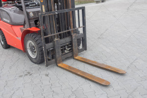 Вилочный погрузчик Manitou MI25G  2018 г. 35 кВт. 585 м/ч., №4915