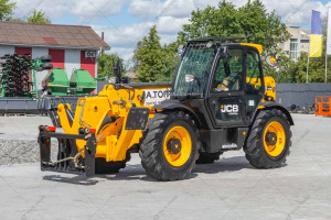 Телескопічний навантажувач JCB 533-105 2018 р. 55 кВт. 7631 м/г., №4337 B