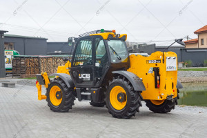 Телескопический погрузчик JCB 533-105 2022 г. 55 кВт. 745 м/ч., № 3900 B