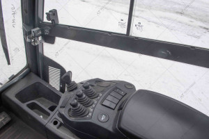 Вилочный погрузчик Linde H25T-01 2020 г. 39,6 кВт., 4571 м/ч. №6083