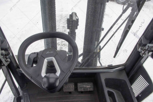 Вилочный погрузчик Linde H25T-01 2020 г. 39,6 кВт., 4571 м/ч. №6083