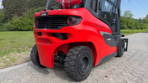Вилочный погрузчик Linde H25T-01 2020 г. 39,6 кВт., 4572 м/ч. №6083