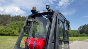 Вилочный погрузчик Linde H25T-01 2020 г. 39,6 кВт., 4572 м/ч. №6083