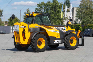 Телескопический погрузчик JCB 533-105 2015 г. 55 кВт * 6370,2 м/ч. №4161 B