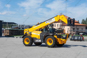 Телескопический погрузчик JCB 533-105 2015 г. 55 кВт * 6370,2 м/ч. №4161 B