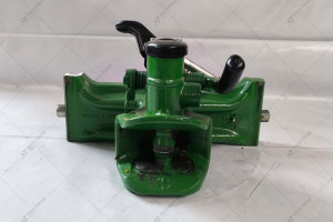 John Deere Automatic Hitch Coupling