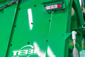 Двовісний розкидач органічних добрив TEBBE DS 160