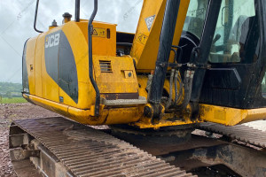 Гусеничный экскаватор JCB JS130 LC 2012 г. 6983 м/ч.