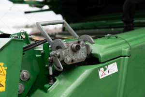 Комбайн John Deere S670i Hill Master 2016 р.1558/1199 м/г.з жниваркою 625F 2014р. та причепом № 5566