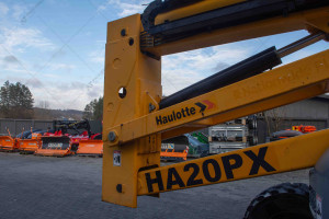 Колінчастий підіймач Haulotte HA20PX 2013 р. № 5681