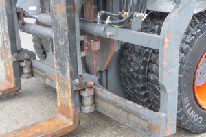 Вилочный погрузчик Linde HT120DS 2017 г. 129 кВт. 3384 м/ч., №4978