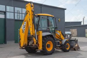 Экскаватор погрузчик JCB 3CX 2015 г. 68 кВт. 6456 м/ч., №4352