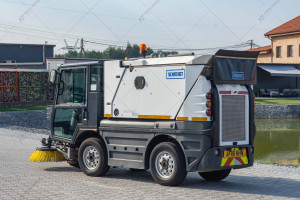 Підмітальна машина Schmidt Compact 200 Sweeper 2018 р. 55 кВт. 854 м/г., №4784