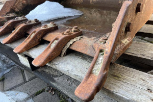 Ковш для экскаватора 89 см (331)