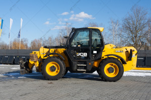 Телескопический погрузчик JCB 535-125 2017 г.55 кВт,2744 м/ч. №5135