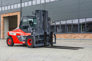 Вилочный погрузчик Linde HT120DS 2017 г. 150 кВт. 7587 м/ч., №4393