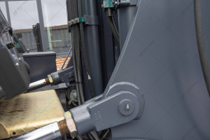 Вилочный погрузчик Linde HT120DS 2017 г. 150 кВт. 7587 м/ч., №4393