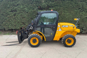 Погрузчик JCB 520-40 2014 г. 4755 м/ч. 