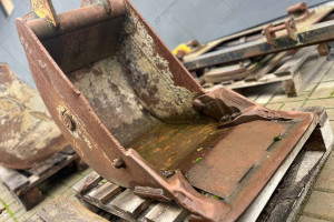 Ковш для экскаватора 43 см (253)