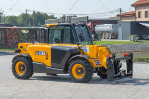 JCB 525-60 Hi-Viz 2017 y. 56 kW. 2765 m/h., №4392