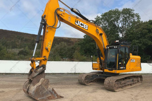 JCB 220X LC 2022 y. 3829 m/h.