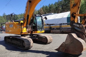 Гусеничный экскаватор JCB 220X LC 2022 г. 3786 м/ч. № 5490
