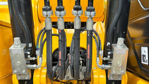 Гусеничный экскаватор JCB 220X LC 2022 г. 3786 м/ч. № 5490